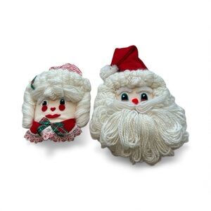 Santa and Mrs. Claus wall hanging